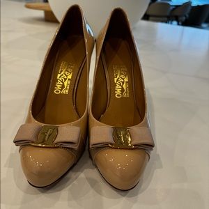 Ferragamo Nude Pump